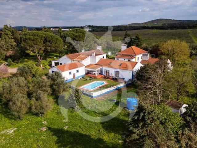 Quinta venda em Montemor-o-novo, Évora