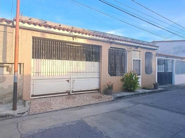 Casa en venta en Guatire, Miranda