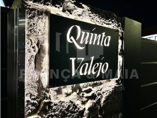 Prédio venda em Vila Nova De Gaia, Porto