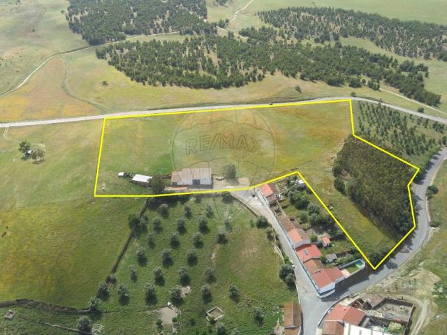 Solar venda em Messejana, Beja