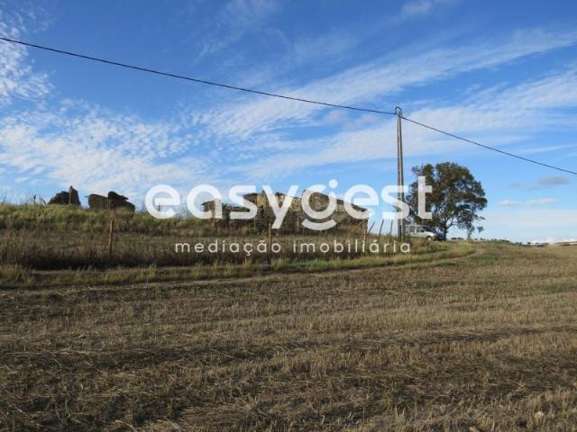 Solar venda em Entradas, Castro Verde