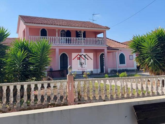 Commercial Land venda em Soure, Novos