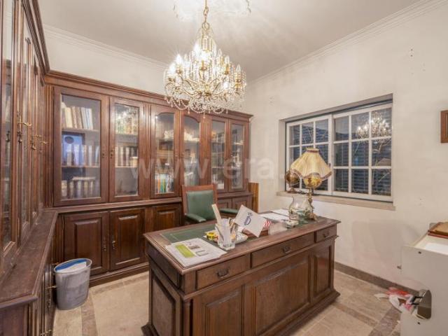 Solar venda em Palhais, Setúbal