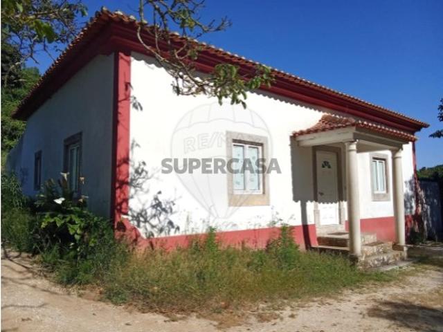 Casa venda em Bombarral, Roliça