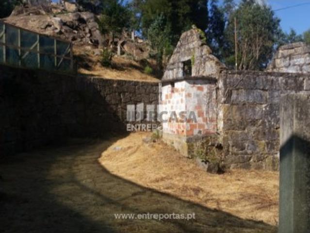 Casa venda em Rosém, Avessadas