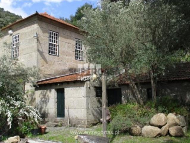 Casa venda em São Nicolau, Vila Real