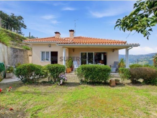 Casa venda em Resende, Viseu