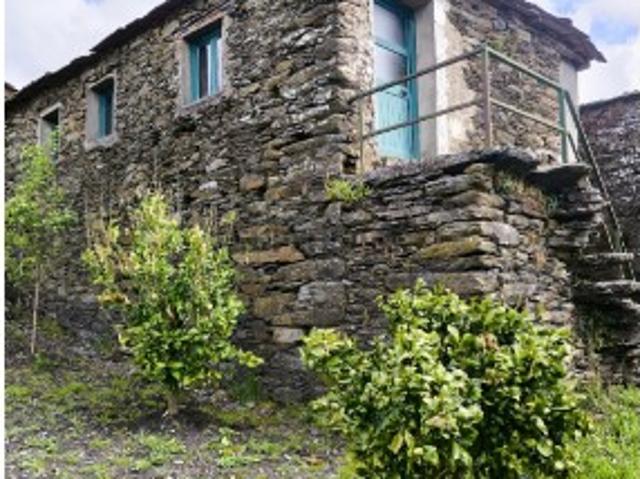 Casa venda em Edroso, Bragança