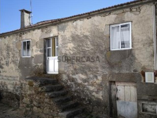 Casa venda em Edroso, Bragança