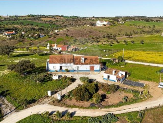 Casa venda em Santiago Maior, Évora