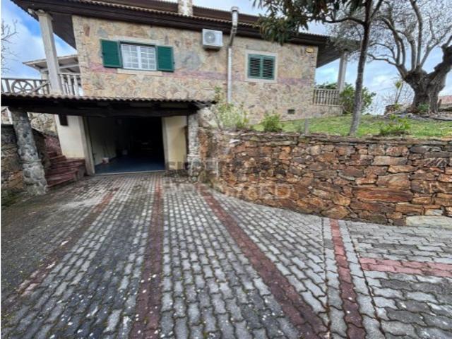 Casa venda em Matela, Bragança