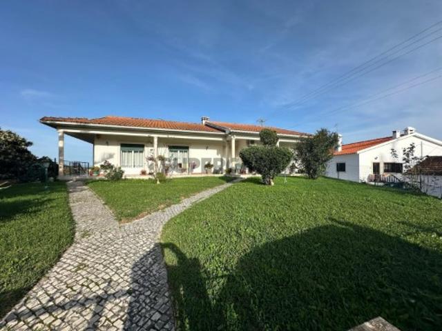 Casa venda em Rio Maior, Santarém
