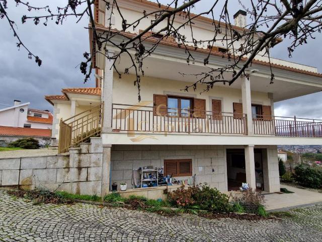Casa venda em Vila Nova de Baixo, Vila Real