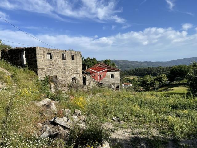 Casa venda em Travassos, Póvoa De Lanhoso