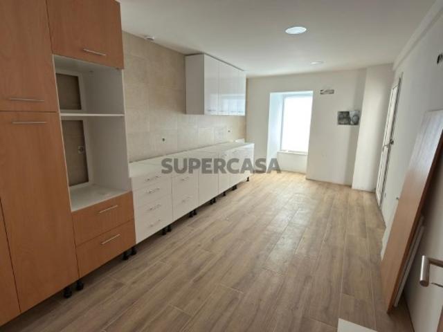 Casa venda em Vila Nova De Poiares, Coimbra
