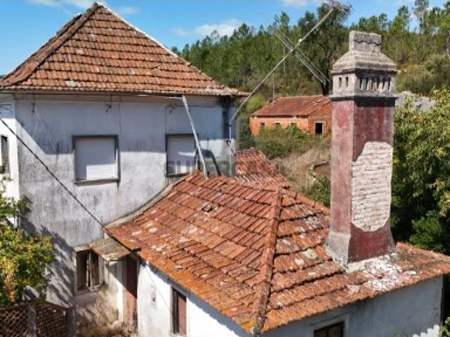 Casa venda em Almoster, Leiria