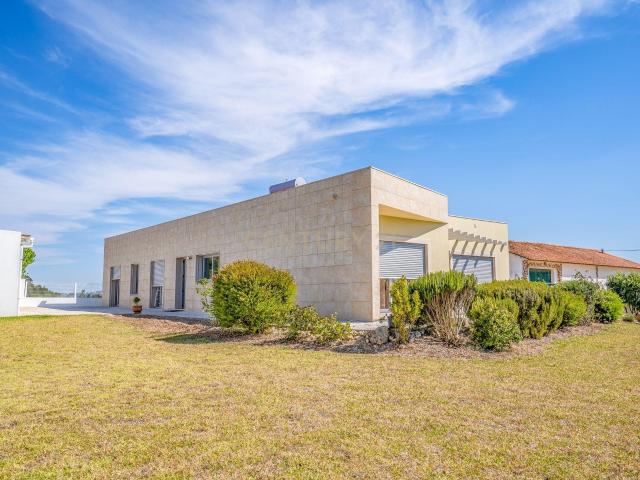 Casa venda em Casais do Alvito, Óbidos