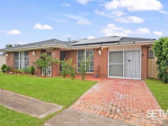 House for rent in Oakhurst, Sydney