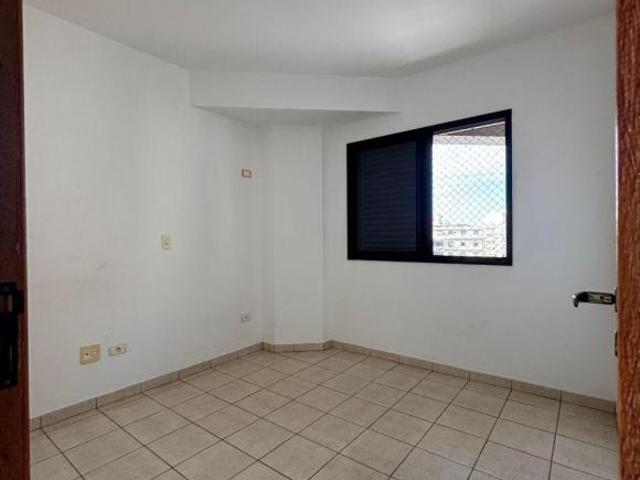 Apartamento venda em Região Geográfica Imediata de Londrina, Londrina