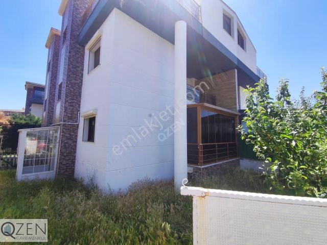 Menderes, İzmir içerisinde kiralık Villa