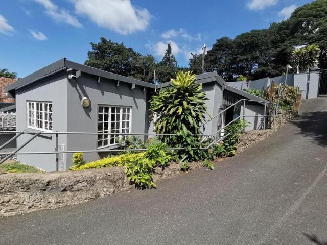 Apartment for rent in Seaview, Kwazulu-natal