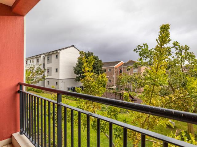 Apartment for rent in Diep River, Western Cape