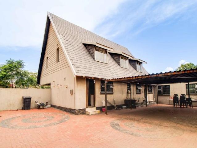 House for rent in Vosloorus, Gauteng