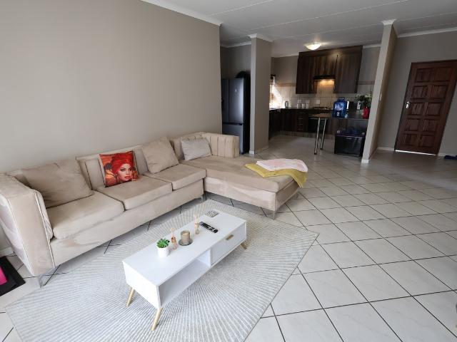House for rent in Hartbeespoort Dam Nature Reserve, North West