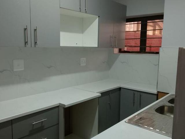 Apartment for rent in Seaview, Kwazulu-natal