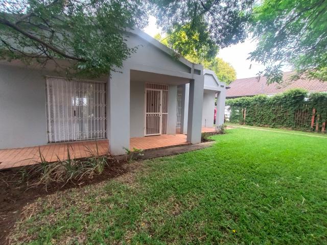 House for rent in Waterkloof, Gauteng