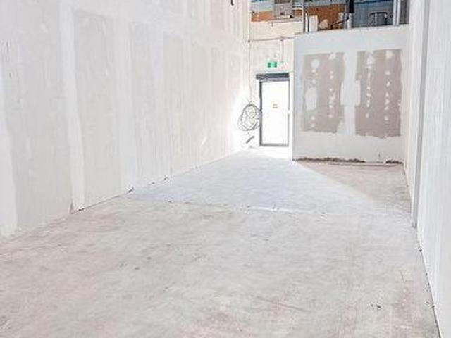 Commercial for rent in Dufferin, Ontario