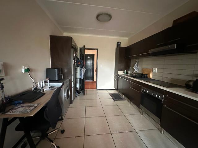 Apartment for rent in Antwerp, Johannesburg