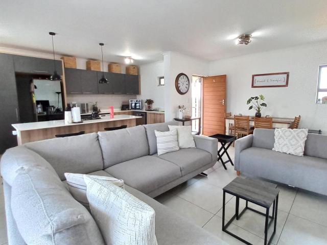 Apartment for rent in Aston Manor, Kempton Park