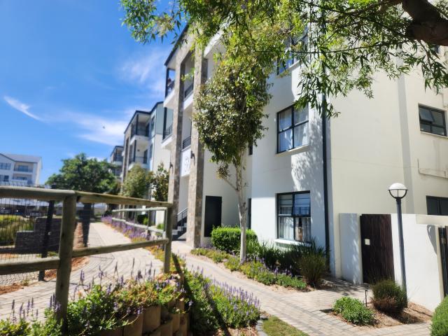Apartment for rent in Blouberg, Western Cape