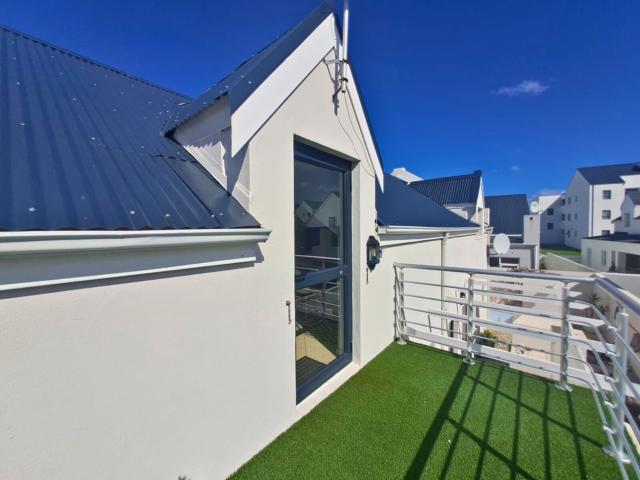 Apartment for rent in Baardskeerdersbos, Western Cape
