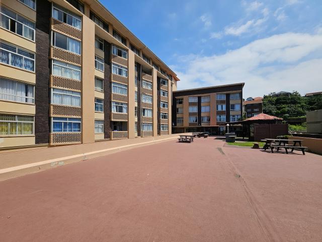 Apartment for rent in Umbogintwini, Kwazulu-natal