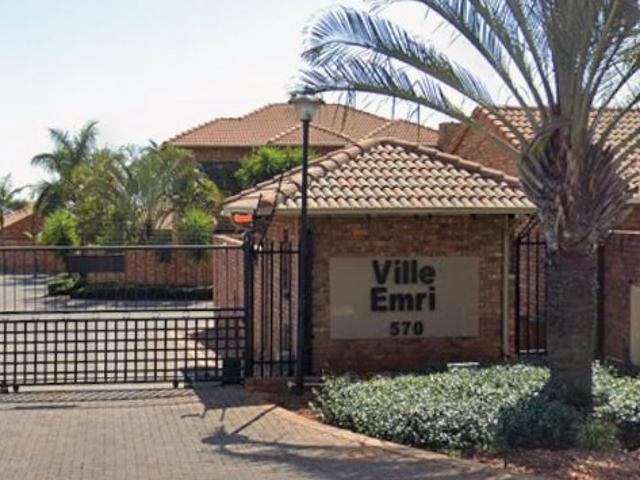 House for rent in Waterkloof, Gauteng