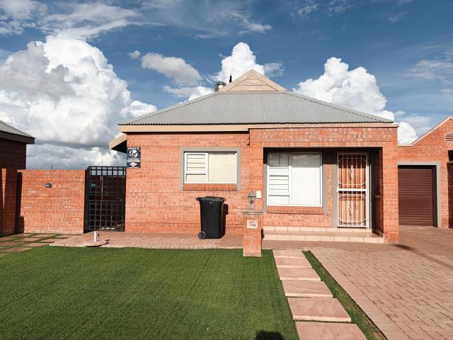 Apartment for rent in Kgalagadi, Northern Cape