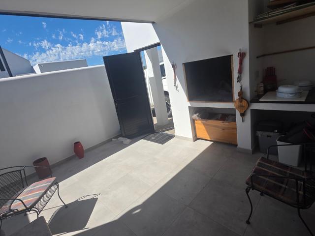 House for rent in Seaview, Kwazulu-natal