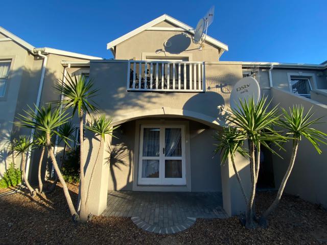 Apartment for rent in Goodwood, Western Cape