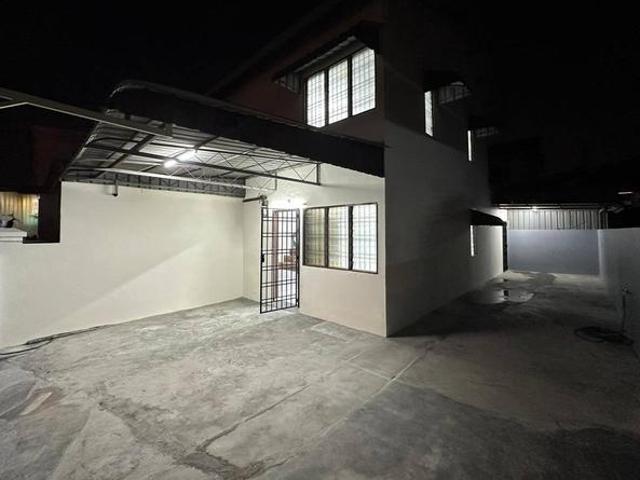 Terraced House for rent in Ulu Tiram, Johor