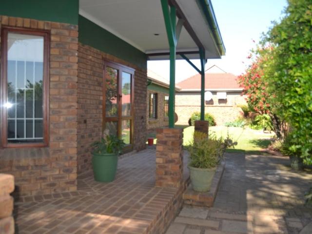 House for rent in Petersfield, Springs