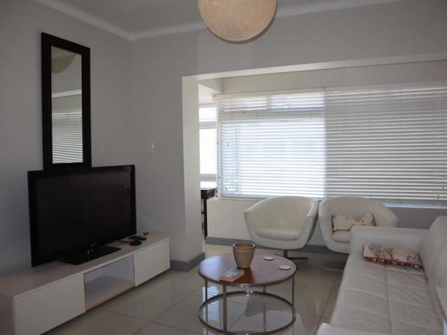 Apartment for rent in Sea Point, Cape Town