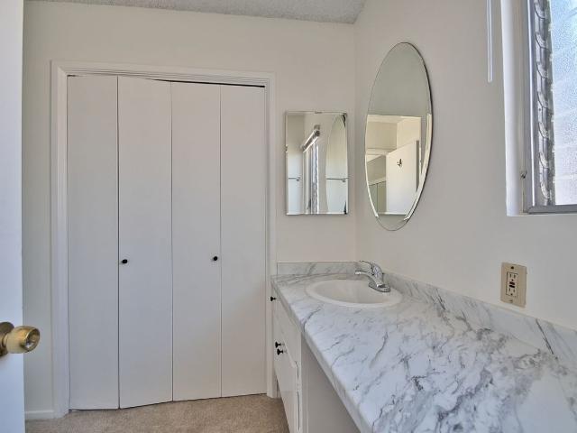 Apartment for rent in Redondo Beach, California