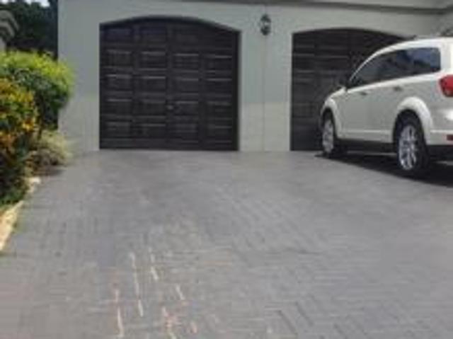 House for rent in Waterkloof, Gauteng