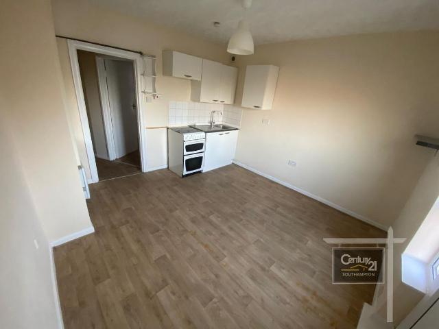 Studio for rent in Shirley, Southampton