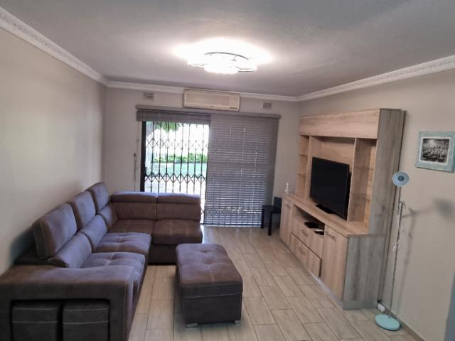 Apartment for rent in Meer En See, UMhlathuze Municipality