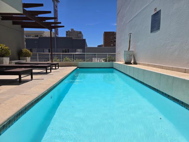 Apartment for rent in Sea Point, Cape Town