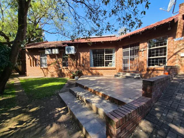 Apartment for rent in Tlhabane, North West