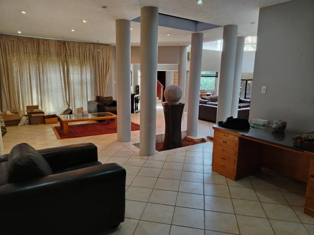 House for rent in Waterkloof, Gauteng